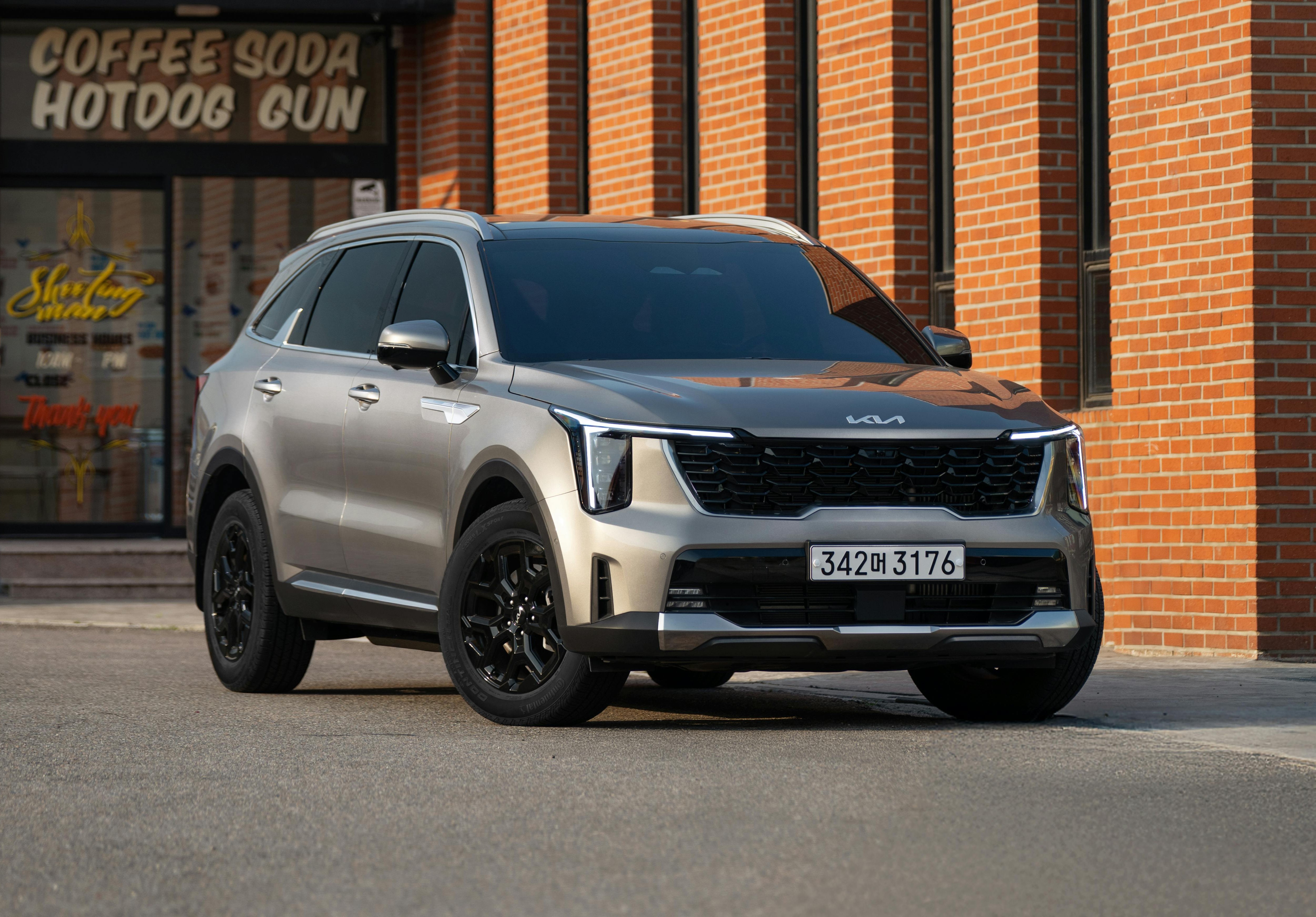 Kia Sorento available for rental at Ridex